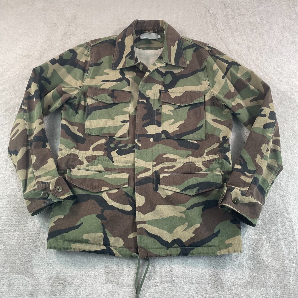 Vince Field Utility Jacket Men (Measures Large) Tag Small Camo Japanese $495